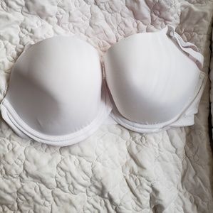 VS Pink bra
